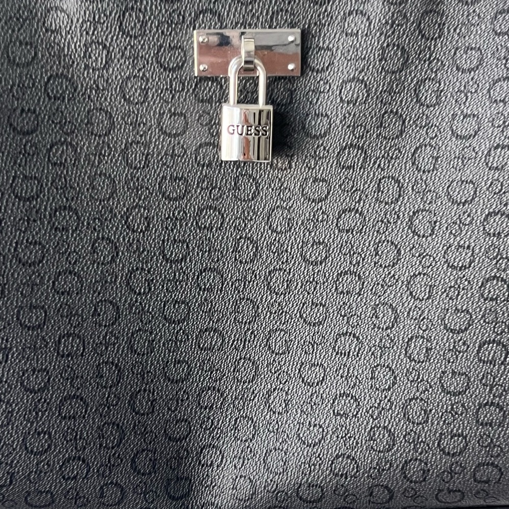 Guess bag
